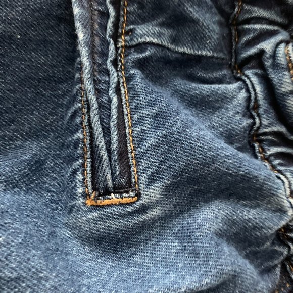 ZARA Blue Ruffled Mom Jeans - Picture 9 of 9